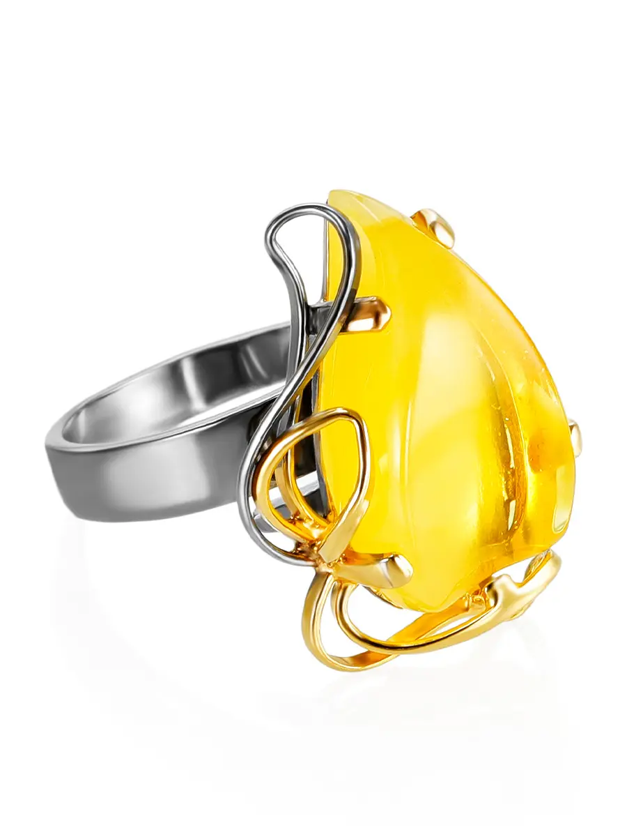 картинка Нарядное кольцо «Риальто» с цельным медовым янтарём в онлайн магазине