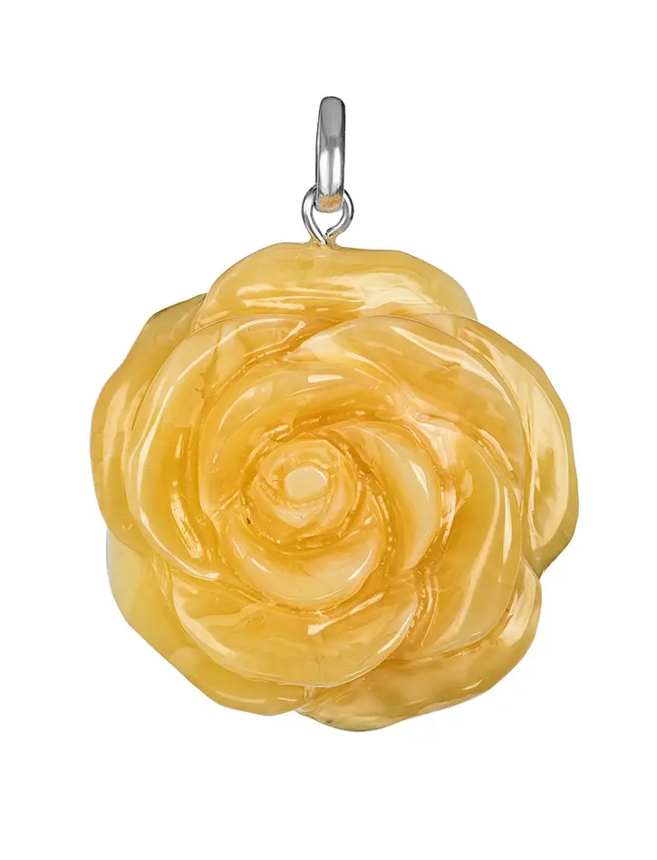 картинка Небольшая резная подвеска из натурального балтийского янтаря медового цвета «Солнечная роза» в онлайн магазине