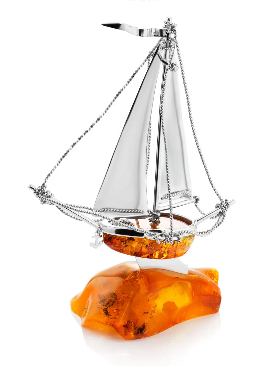 картинка Небольшой сувенирный кораблик из серебра и натурального янтаря в онлайн магазине