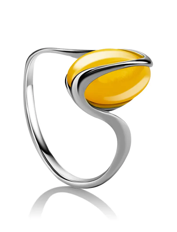 картинка Нежное кольцо из серебра и янтаря ярко-медового цвета «Милан» в онлайн магазине