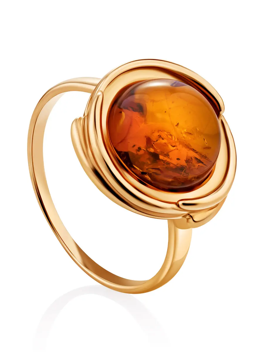 картинка Кольцо круглой формы из золоченного серебра и натурального янтаря «Альбион» в онлайн магазине