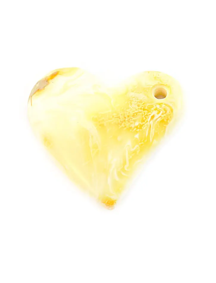 картинка Подвеска в форме сердца из натурального молочно-белого янтаря с красивой пейзажной текстурой в онлайн магазине
