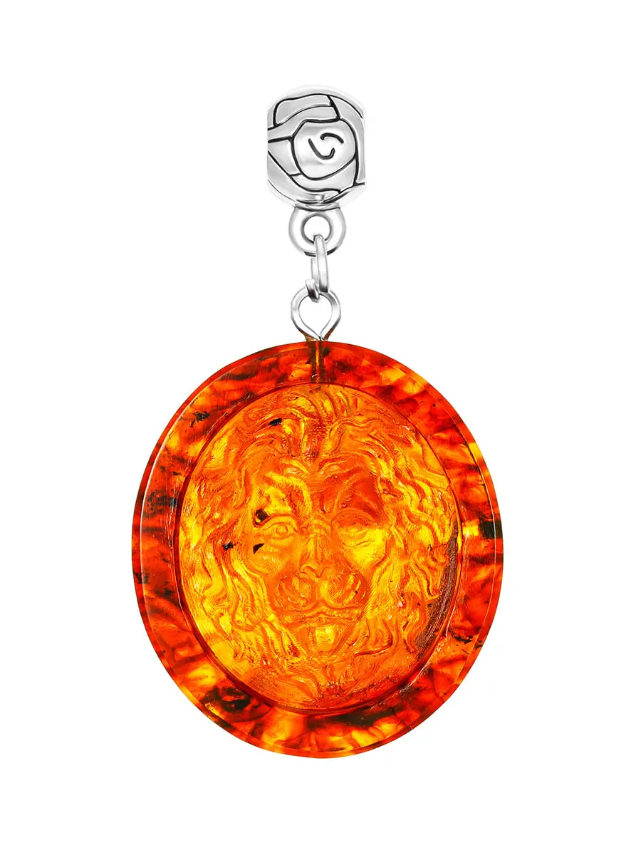 картинка Эффектная подвеска «Лев» из натурального янтаря с резьбой в онлайн магазине