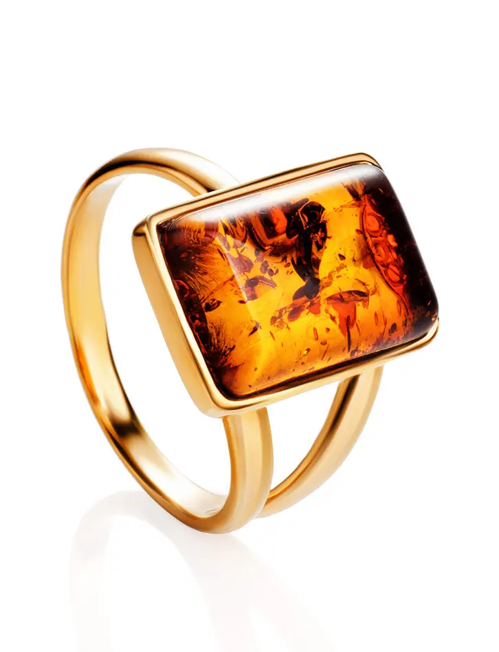 картинка Позолоченное кольцо с натуральным коньячным янтарем «Спарта» в онлайн магазине