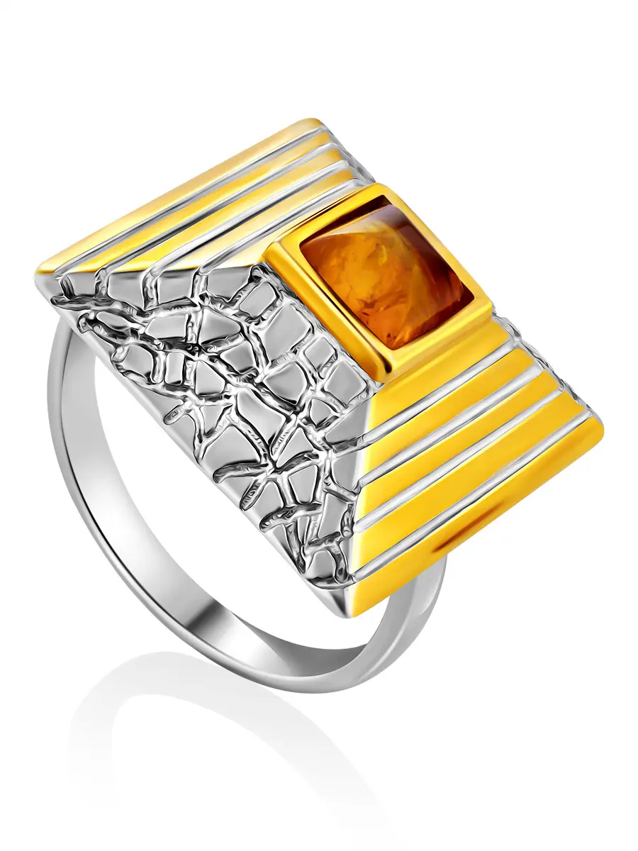 картинка Эффектное кольцо «Колхида» из текстурного серебра с натуральным золотистым янтарём в онлайн магазине