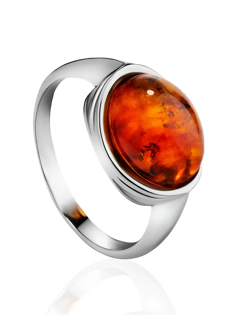 картинка Аккуратное серебряное кольцо с натуральным янтарём коньячного цвета «Амиго» в онлайн магазине