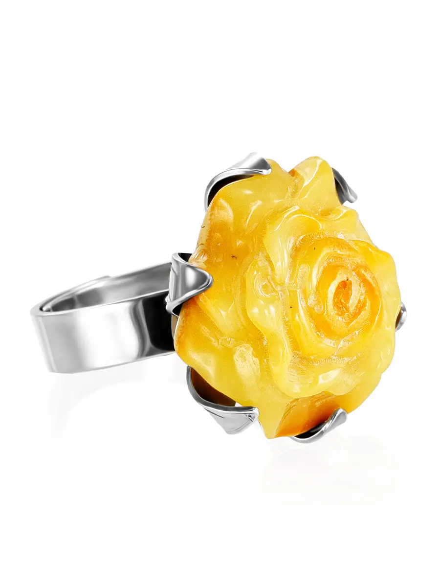 картинка Роскошное кольцо с изящной резной розой из натурального янтаря в онлайн магазине