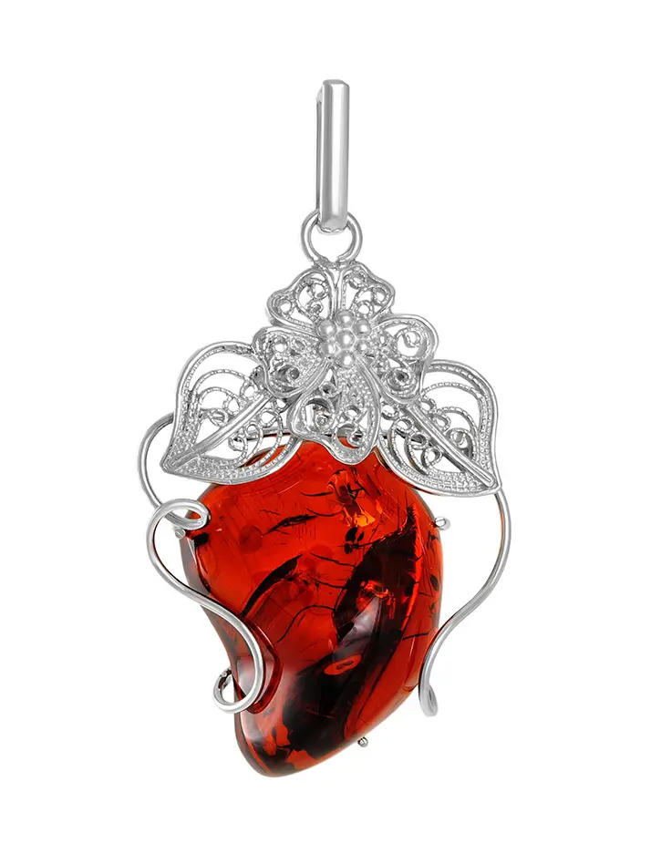 картинка Подвеска из натурального сверкающего янтаря вишнёвого цвета в серебре «Филигрань» в онлайн магазине
