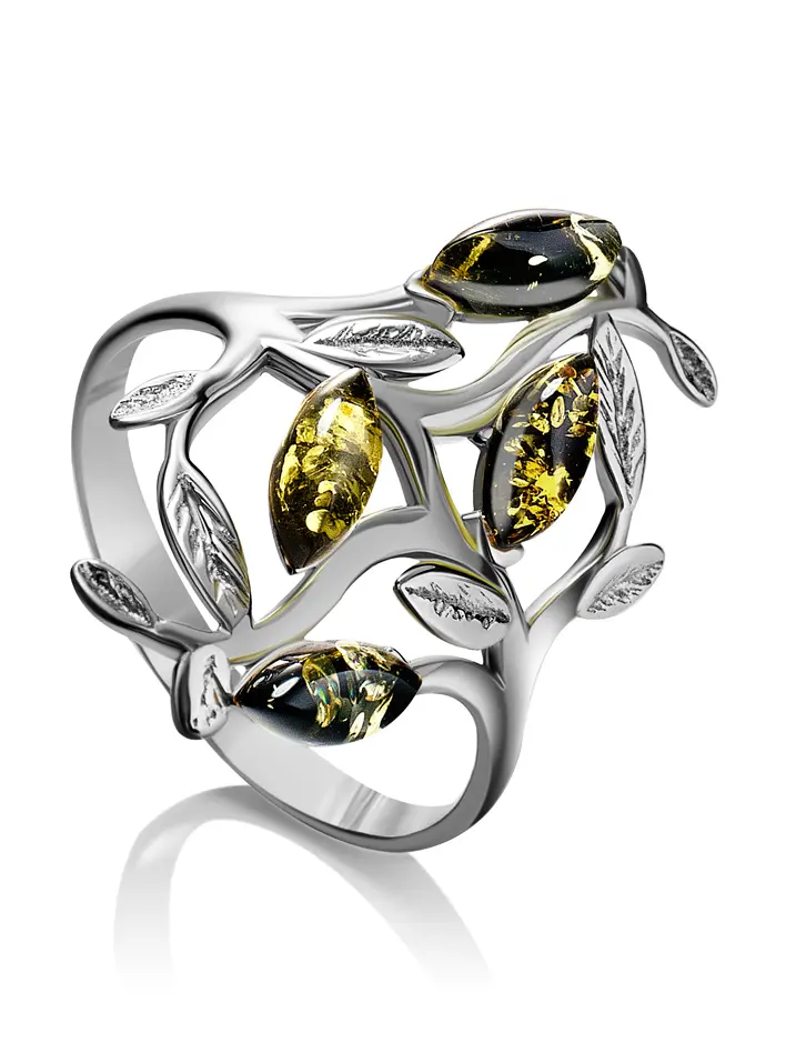 картинка Эффектное кольцо «Тропиканка» из серебра и зелёного янтаря в онлайн магазине