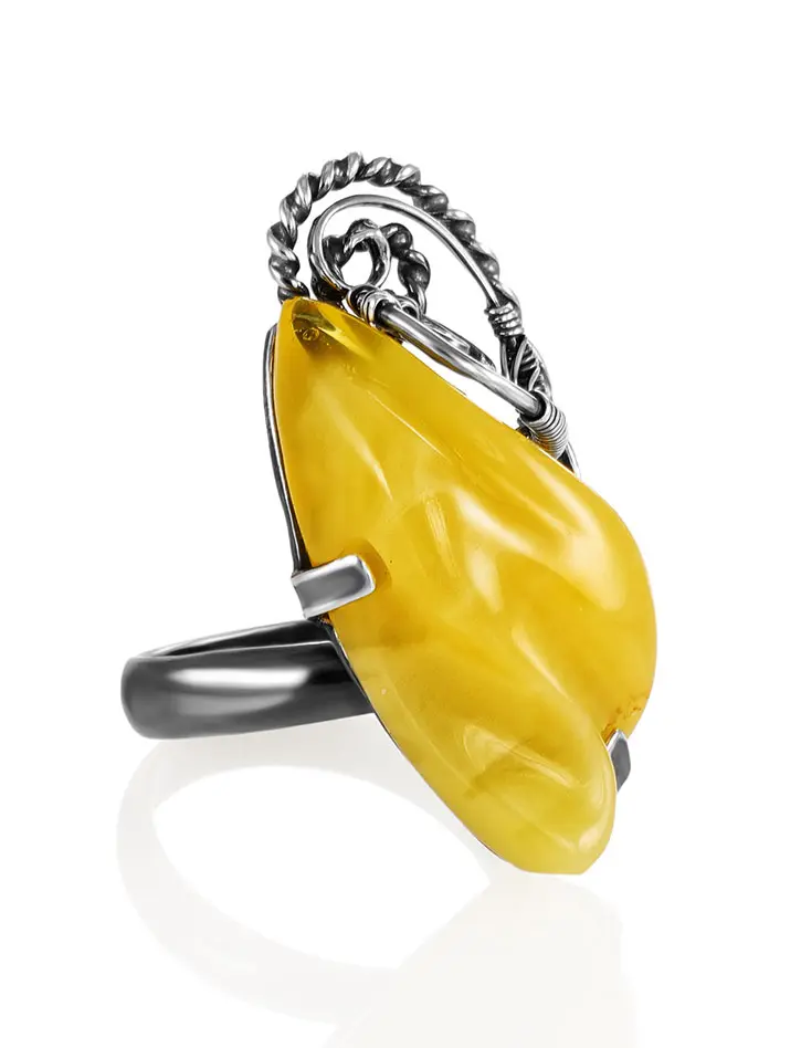 картинка Серебряное кольцо со вставкой из натурального медового янтаря «Риальто» в онлайн магазине