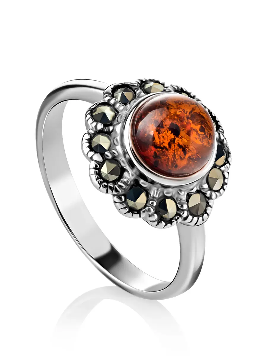 картинка Нежное женственное кольцо из серебра, украшенное янтарём и марказитами «Эйфория» в онлайн магазине