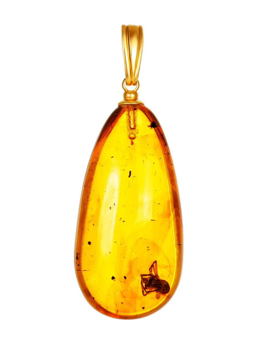 картинка Красивая подвеска из цельного янтаря с включением насекомого в онлайн магазине