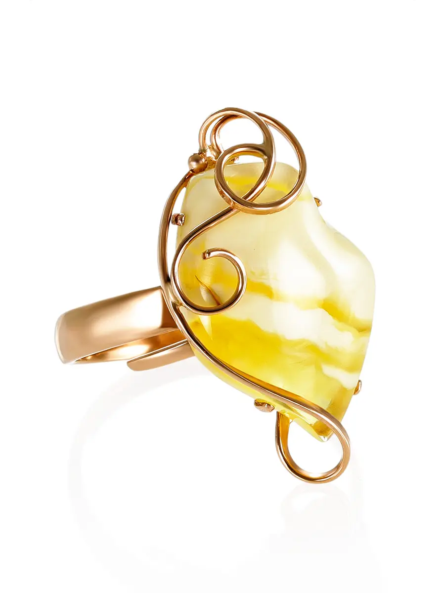 картинка Кольцо из золота со вставкой из натурального медового янтаря «Риальто» в онлайн магазине