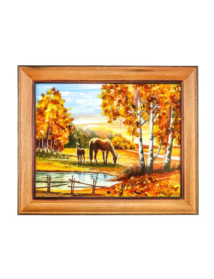 картинка Маленькое панно с натуральным янтарем «Лошадь с жеребенком» в онлайн магазине