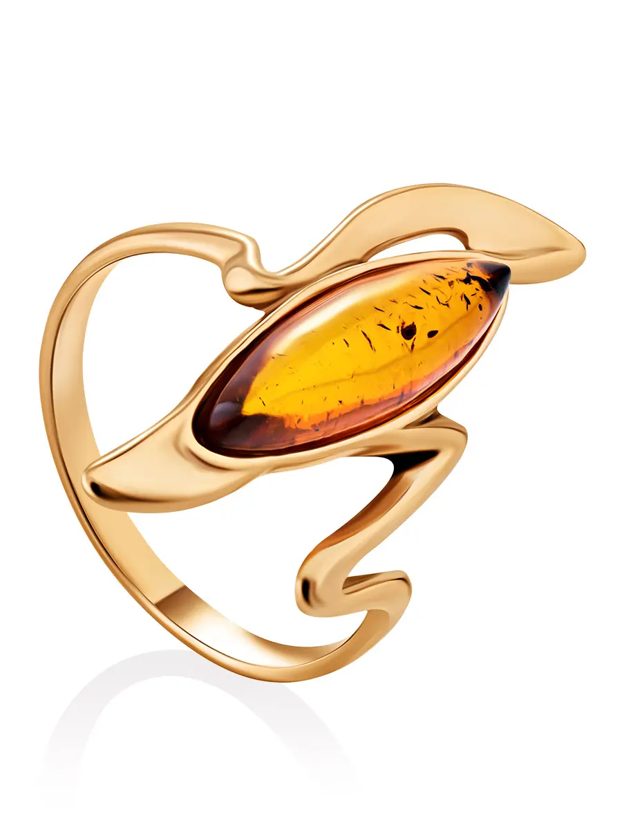 картинка Яркое кольцо из позолоченного серебра и коньячного янтаря «Фудзияма» в онлайн магазине