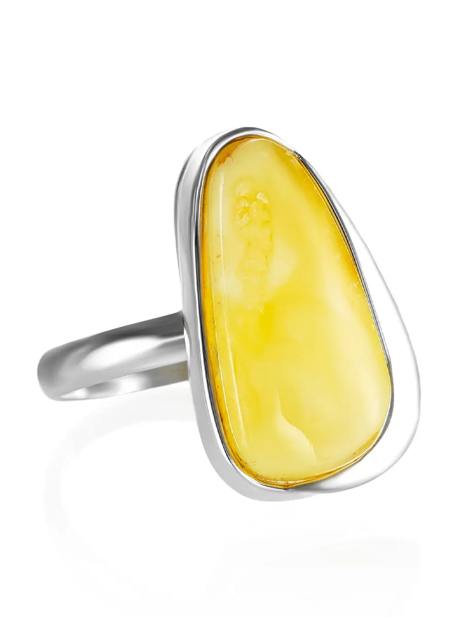 картинка Серебряное кольцо со вставкой живописного медового янтаря «Лагуна» в онлайн магазине