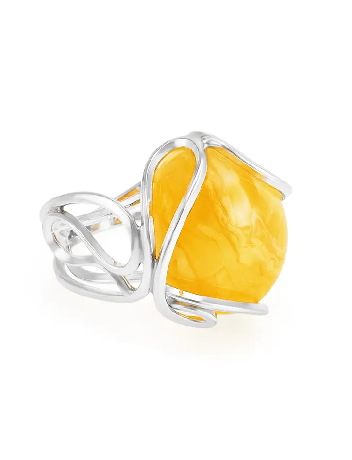 картинка Элегантное кольцо из натурального балтийского медового янтаря «Валенсия» в онлайн магазине