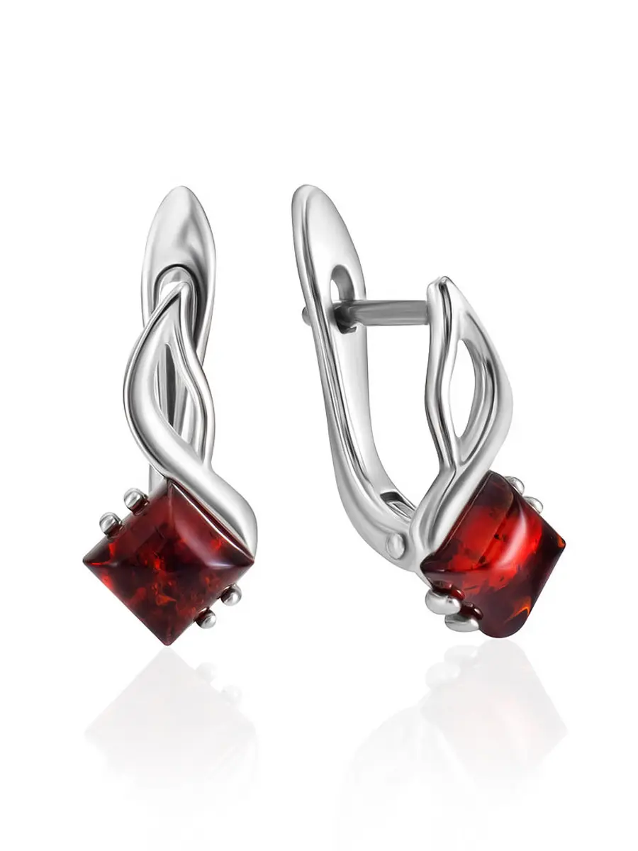 картинка Небольшие изящные серьги «Вега» с натуральным балтийским янтарём коньячного цвета в онлайн магазине