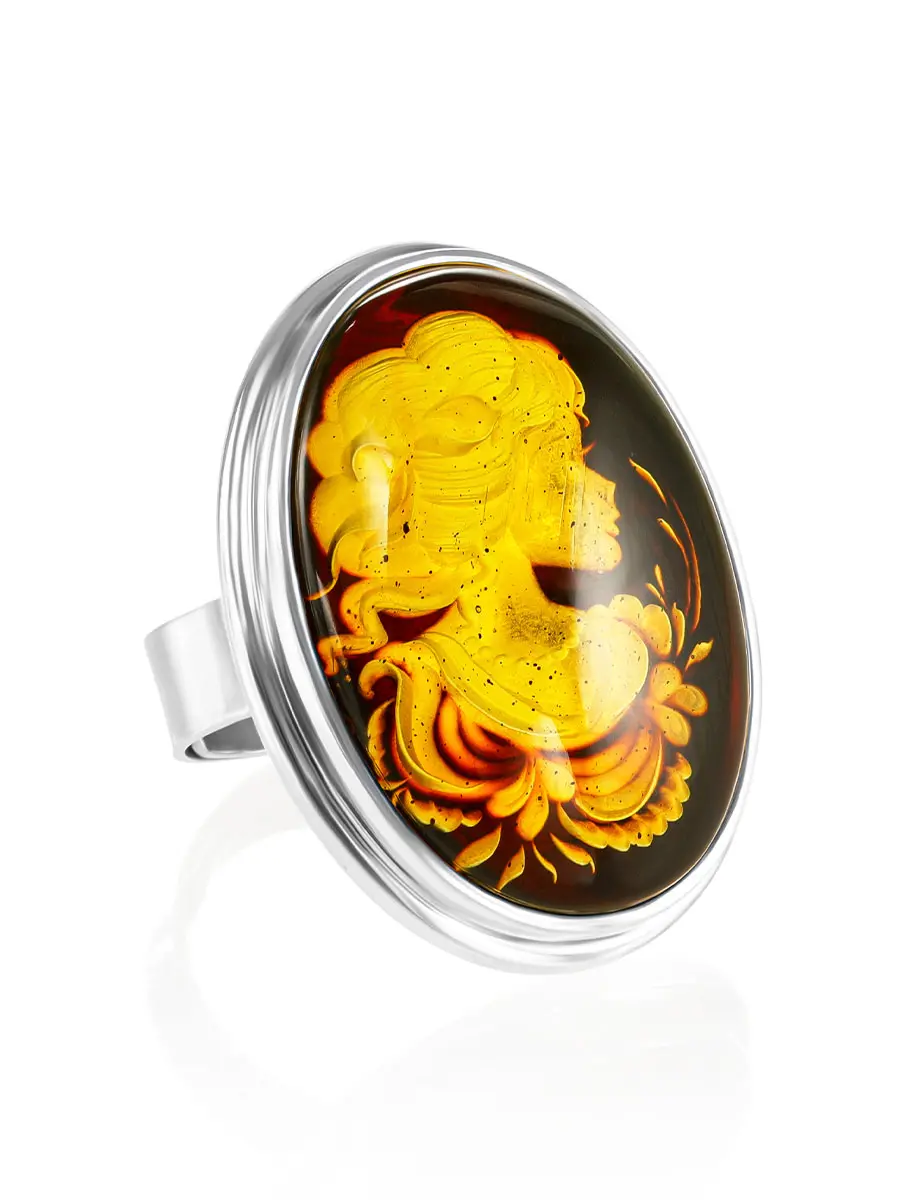 картинка Изысканное кольцо из натурального янтаря с резьбой-инталией «Элинор» в онлайн магазине