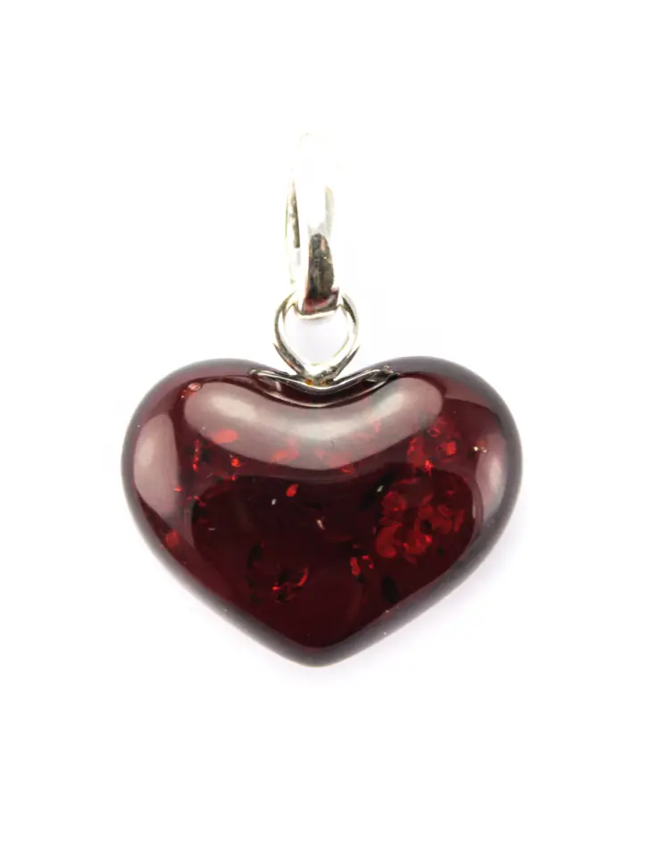 картинка Янтарное сердце красивого темно-вишневого цвета в онлайн магазине