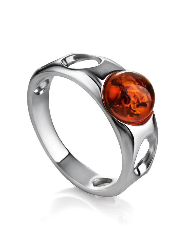 картинка Эффектное неширокое кольцо с янтарём коньячного цвета «Энигма» в онлайн магазине