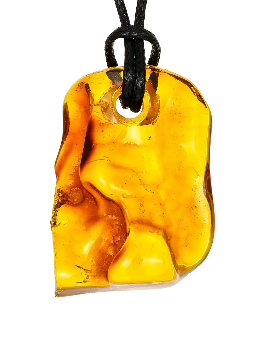картинка Фигурный кулон из коньячного янтаря в онлайн магазине