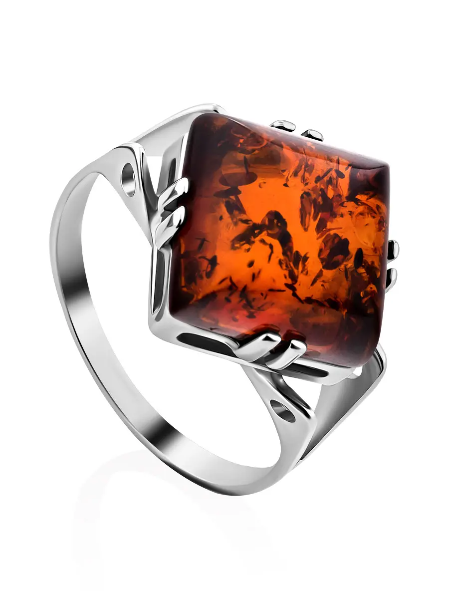 картинка Стильное кольцо «Агра» с натуральным янтарём коньячного цвета в онлайн магазине