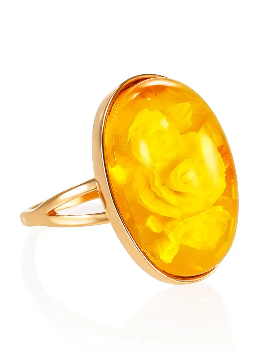 картинка Позолоченное кольцо «Элинор» с натуральным лимонным янтарём с резьбой в онлайн магазине