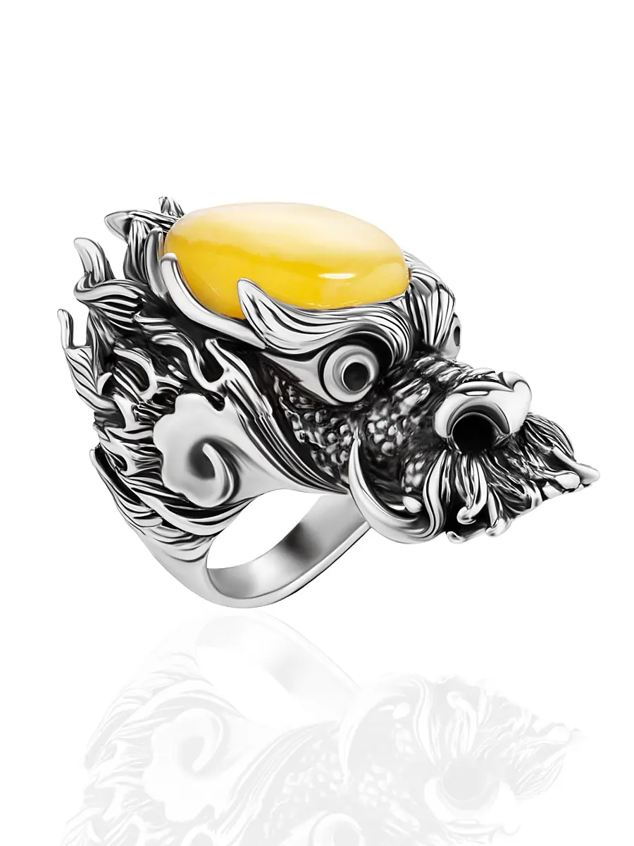 картинка Роскошный мужской перстень «Дракон» из серебра и янтаря медового цвета в онлайн магазине
