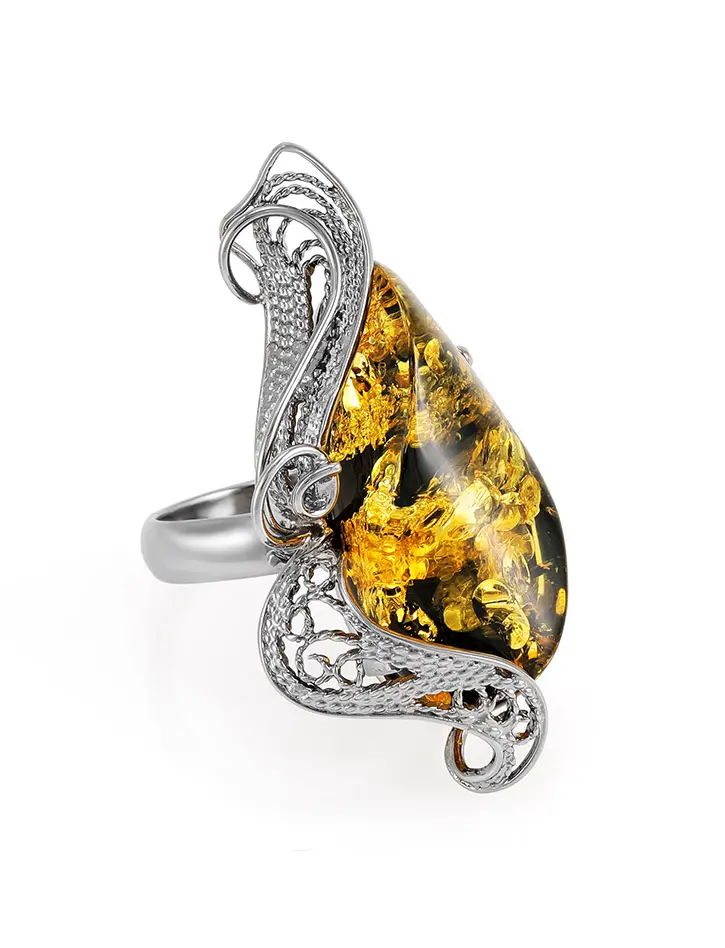 картинка Эффектное серебряное кольцо с натуральным зеленым янтарем «Филигрань» в онлайн магазине