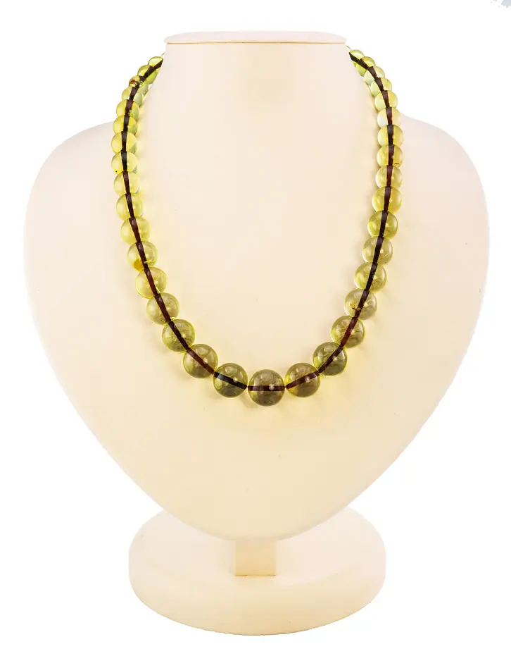 картинка Сияющее ожерелье из натурального колумбийского янтаря «Шар лаймовый» в онлайн магазине