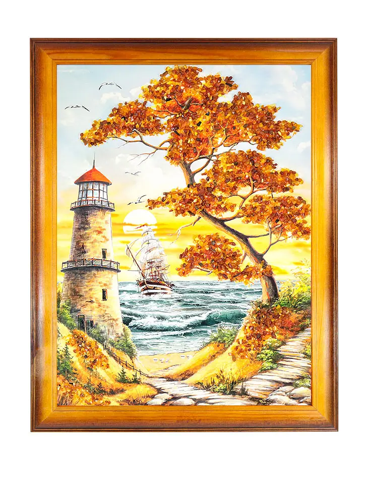 картинка Вертикальное панно, украшенное мелкими кусочками натурального балтийского янтаря «Маяк и одинокая сосна» в онлайн магазине