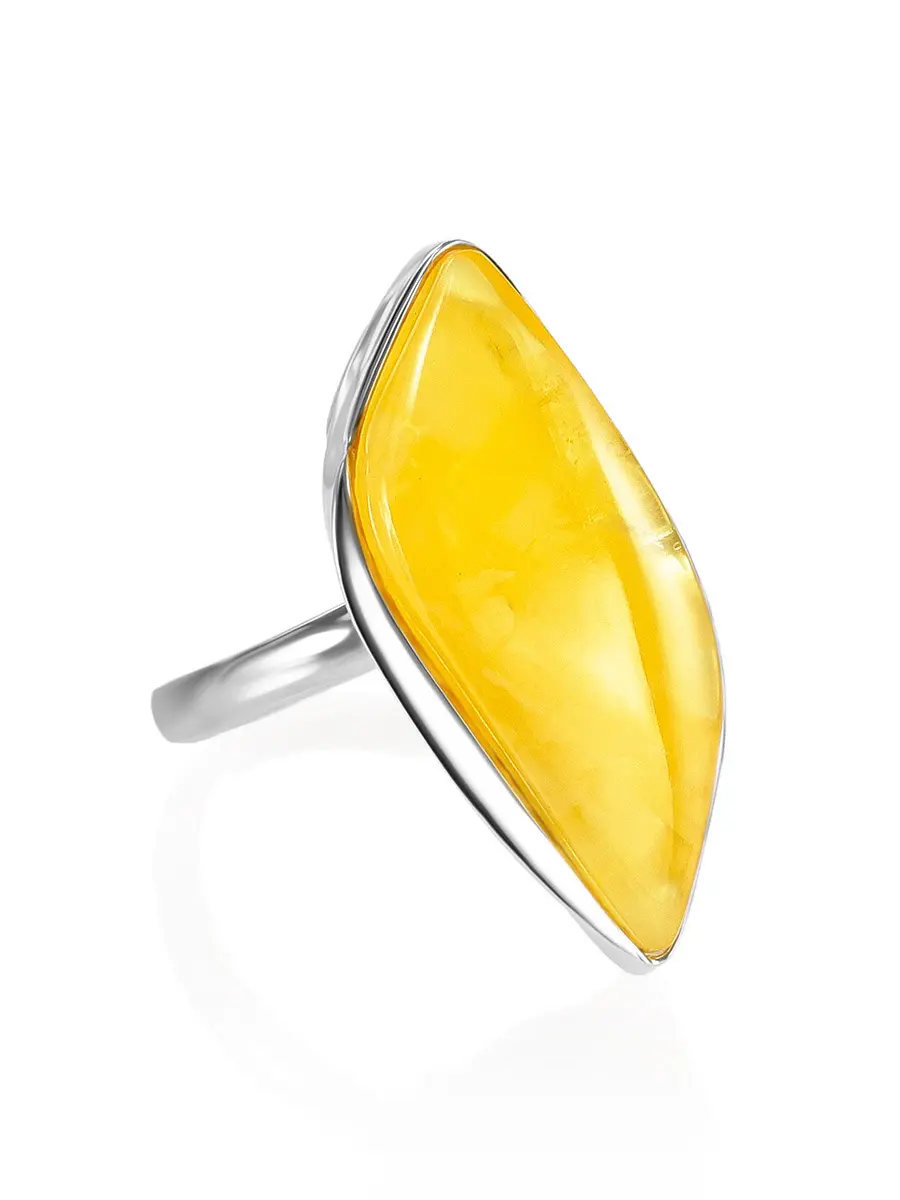 картинка Нежное кольцо с медовым янтарём «Лагуна» в онлайн магазине