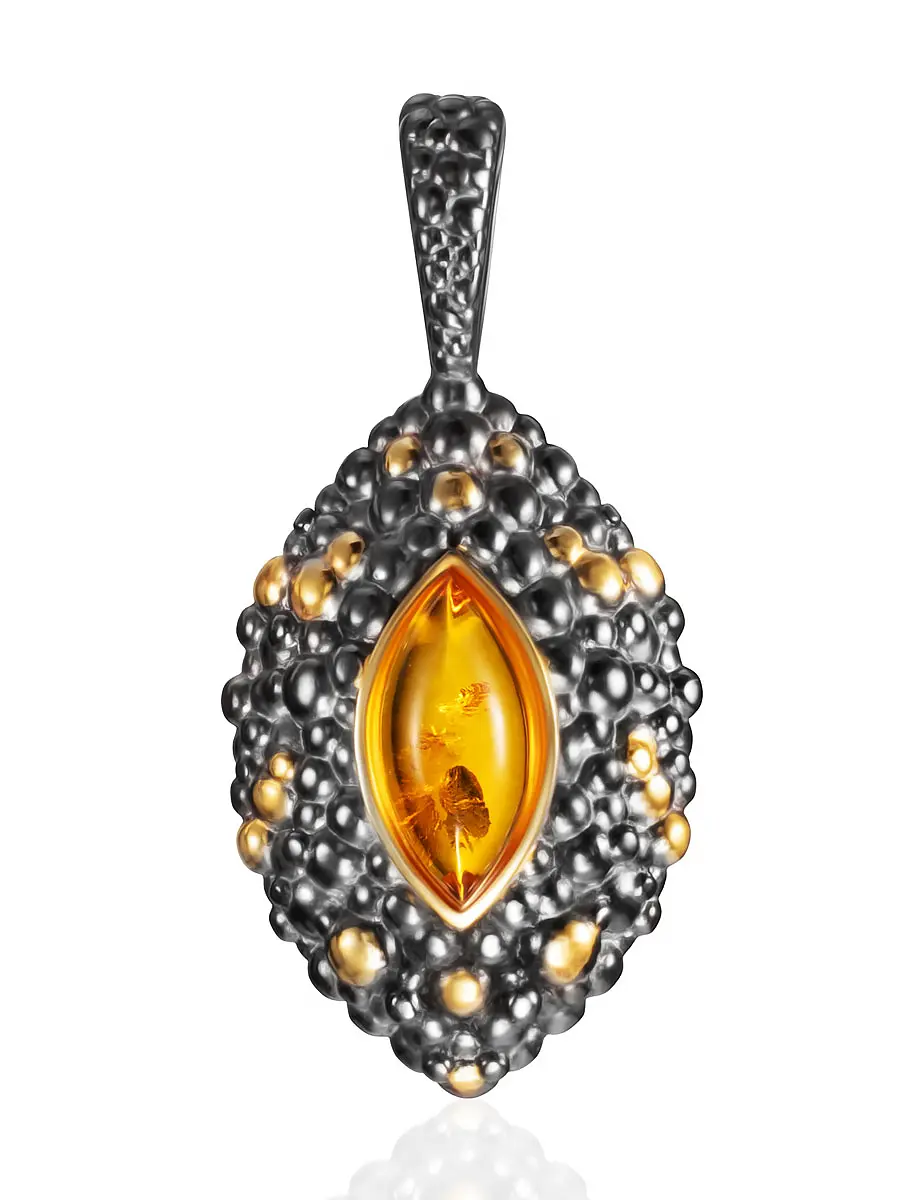 картинка Кулон в чернении и золочении, украшенный коньячным янтарём «Раушен» в онлайн магазине