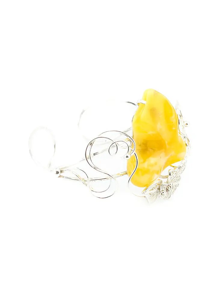 картинка Серебряный браслет с крупным натуральным янтарем медового цвета «Филигрань» в онлайн магазине