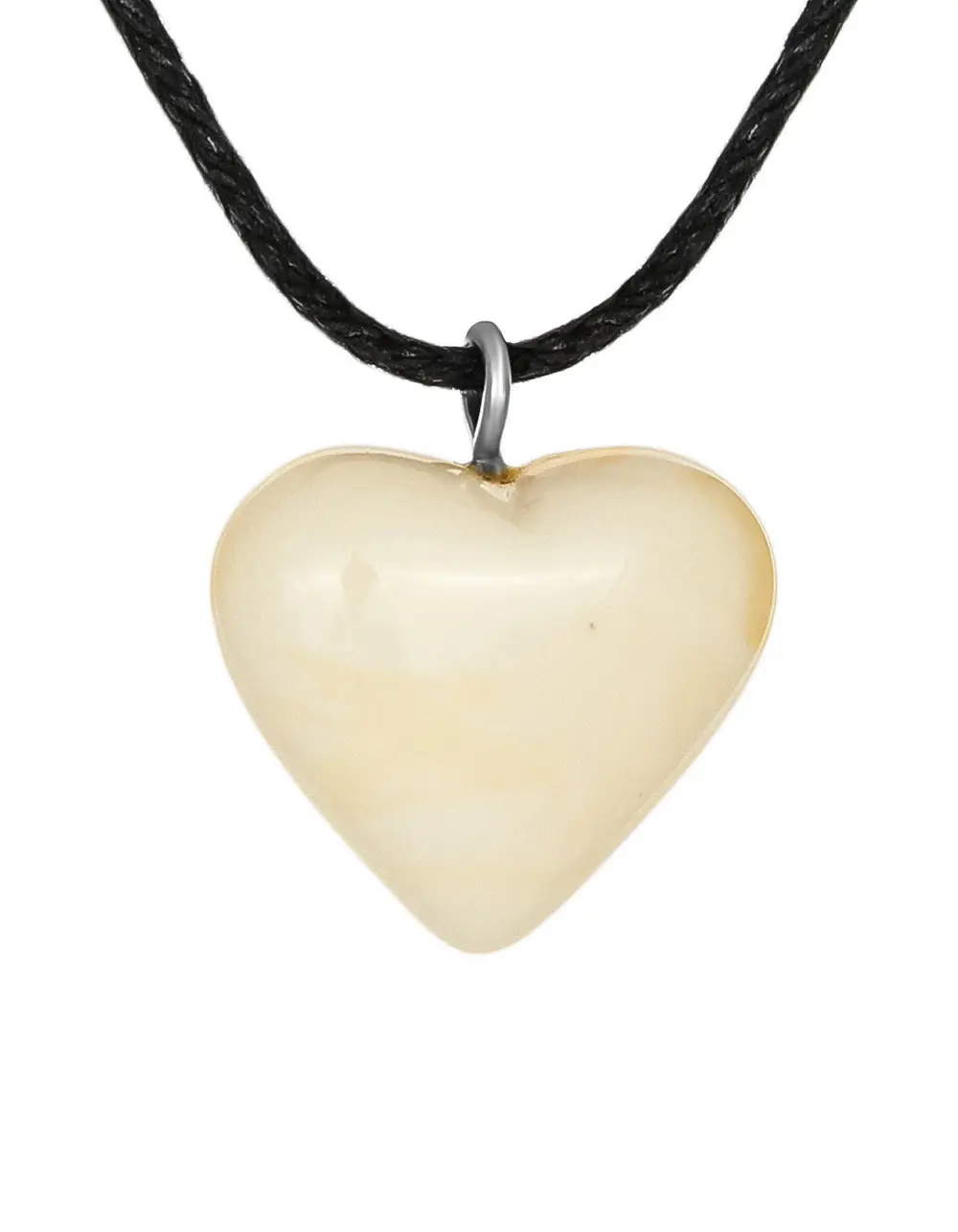 картинка Кулон-сердце из натурального молочно-белого янтаря в онлайн магазине