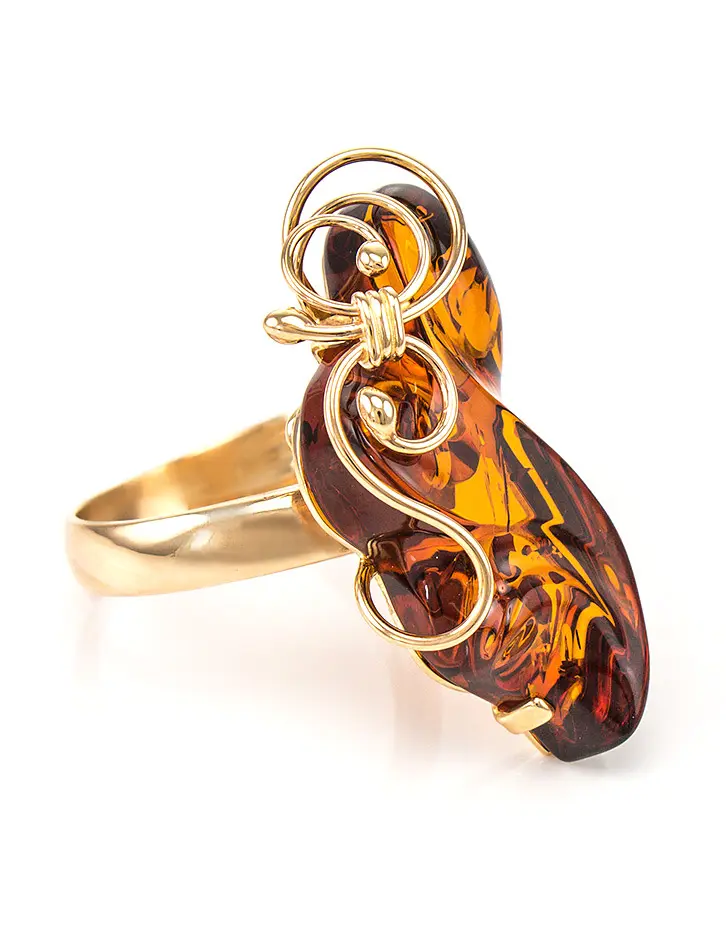 картинка Изысканное кольцо из золота и натурального янтаря коньячного цвета «Риальто» в онлайн магазине