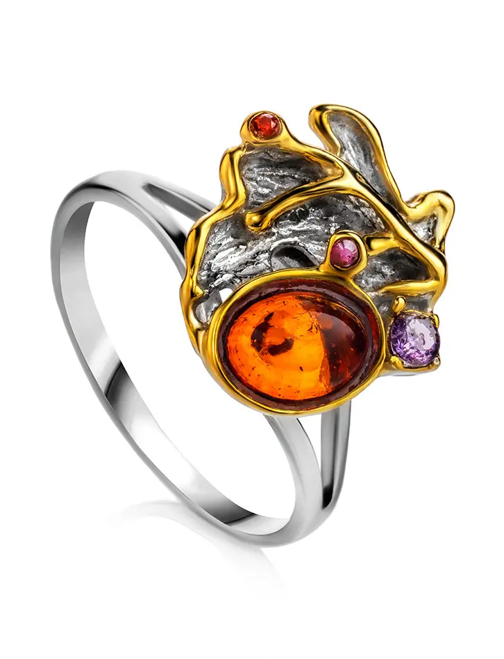 картинка Фантазийное кольцо «Беатриче» из серебра и коньячного янтаря в онлайн магазине