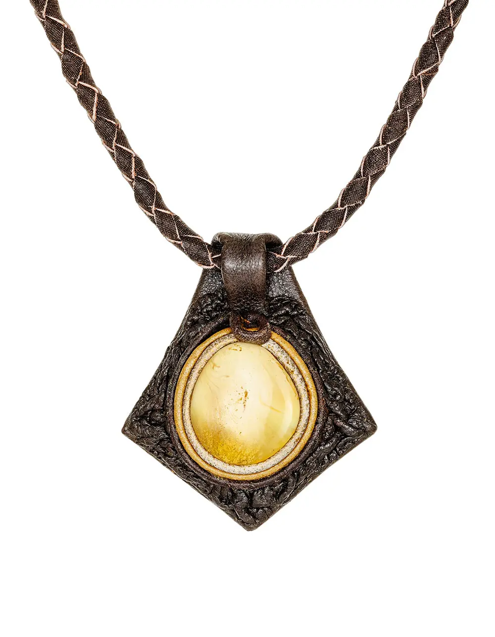 картинка Колье из кожи «Амазонка» с пейзажным янтарём  в онлайн магазине