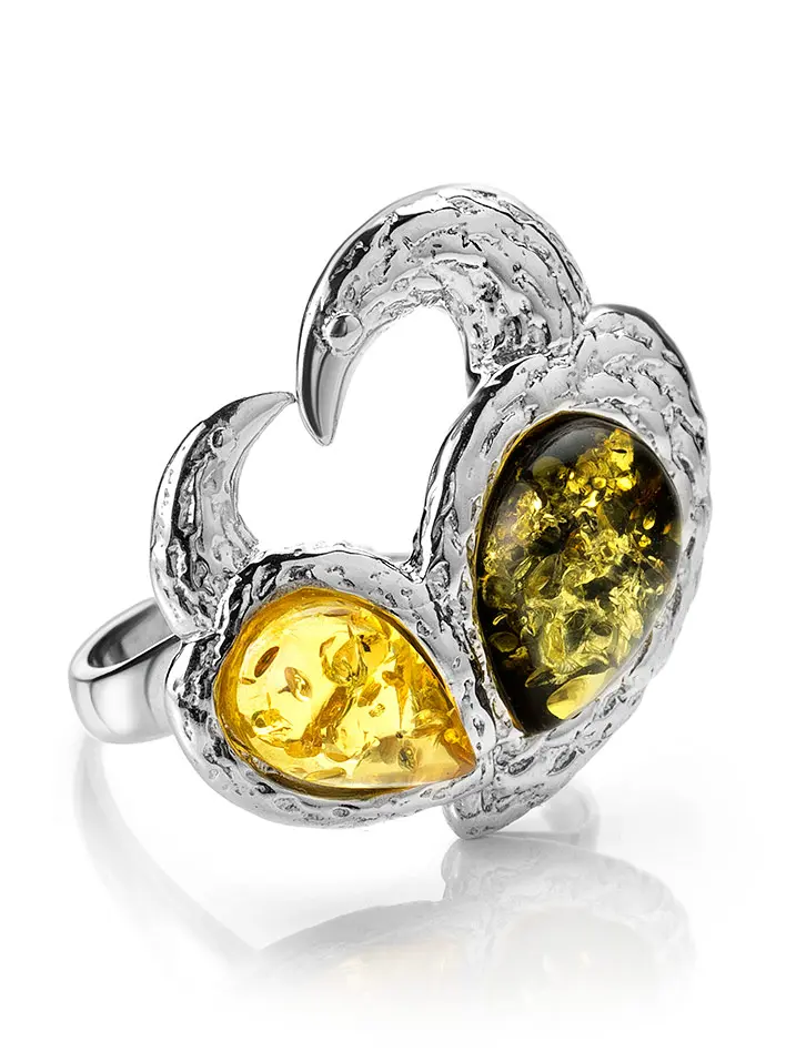 картинка Яркое кольцо из серебра и балтийского янтаря «Лирика» в онлайн магазине