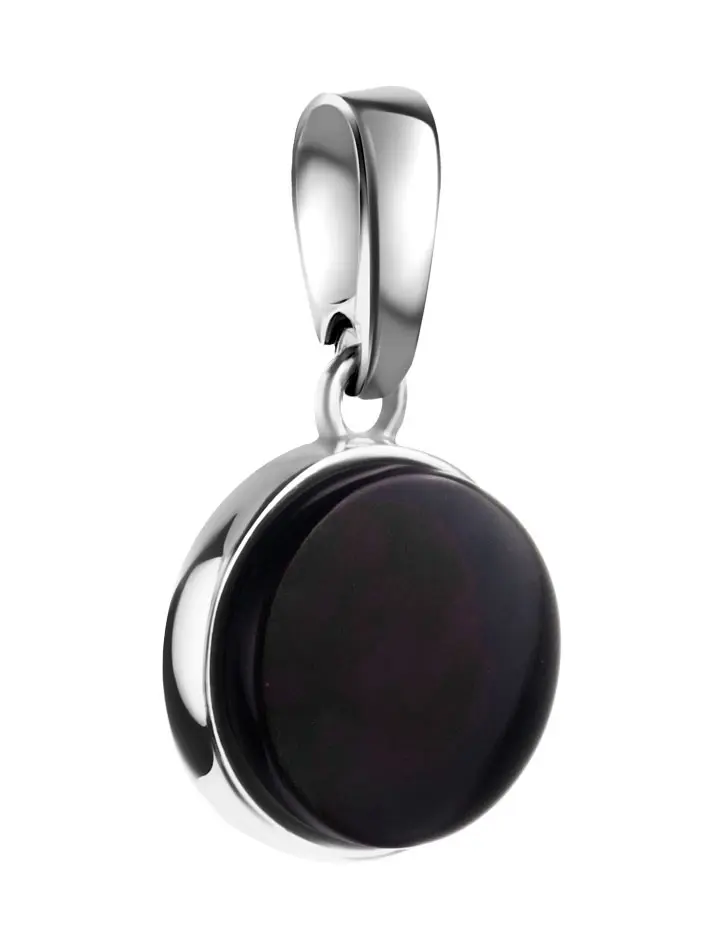 картинка Небольшой кулон из серебра 925 пробы с круглой вставкой из янтаря «Фурор» в онлайн магазине