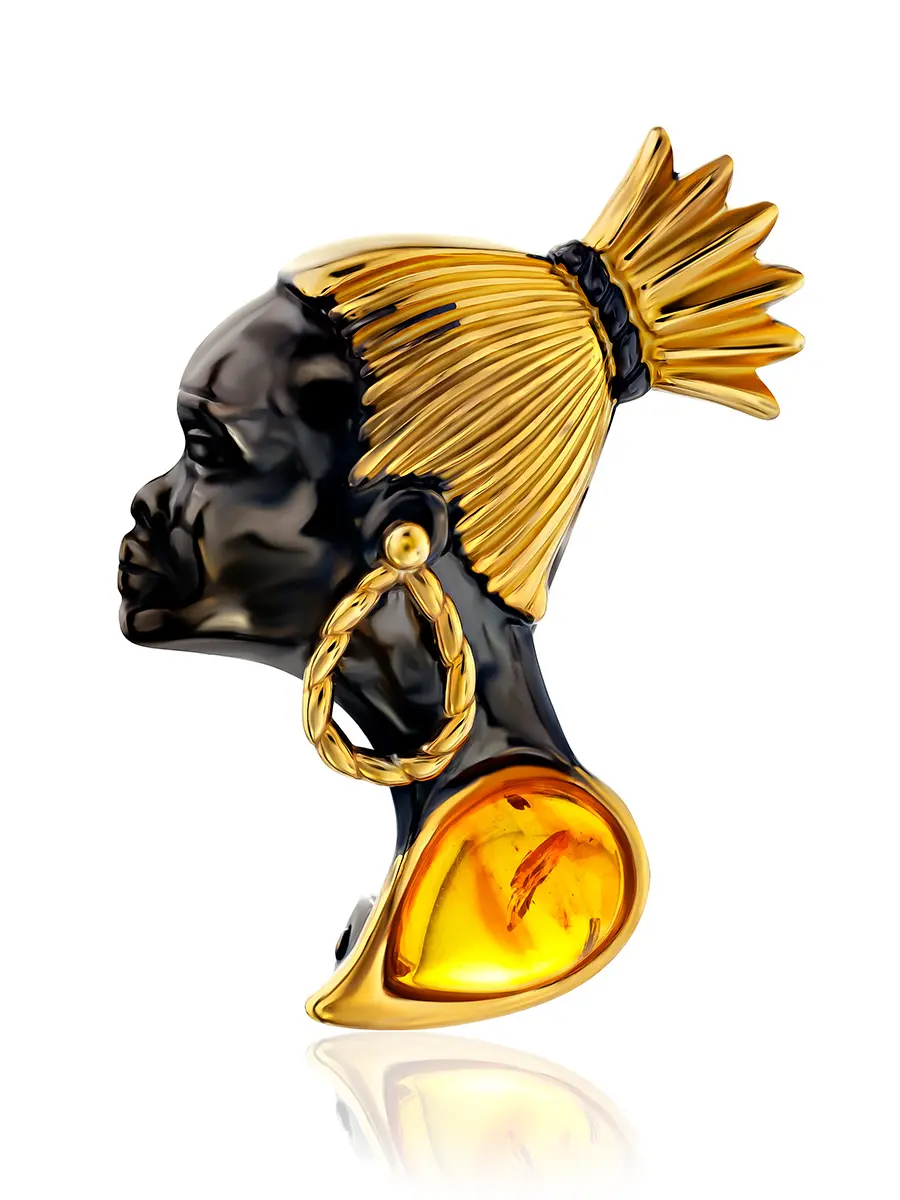 картинка Стильная брошь-кулон с чернением и золочением и золотистым янтарём «Эфиопка» в онлайн магазине