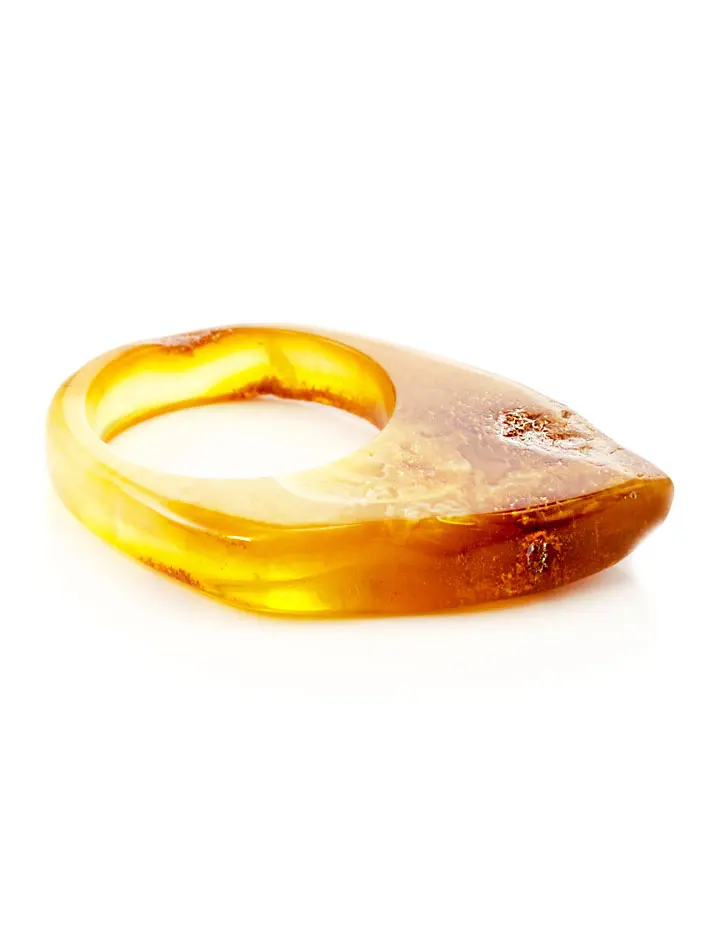 картинка Оригинальное кольцо «Фаэтон» из цельного натурального янтаря в онлайн магазине