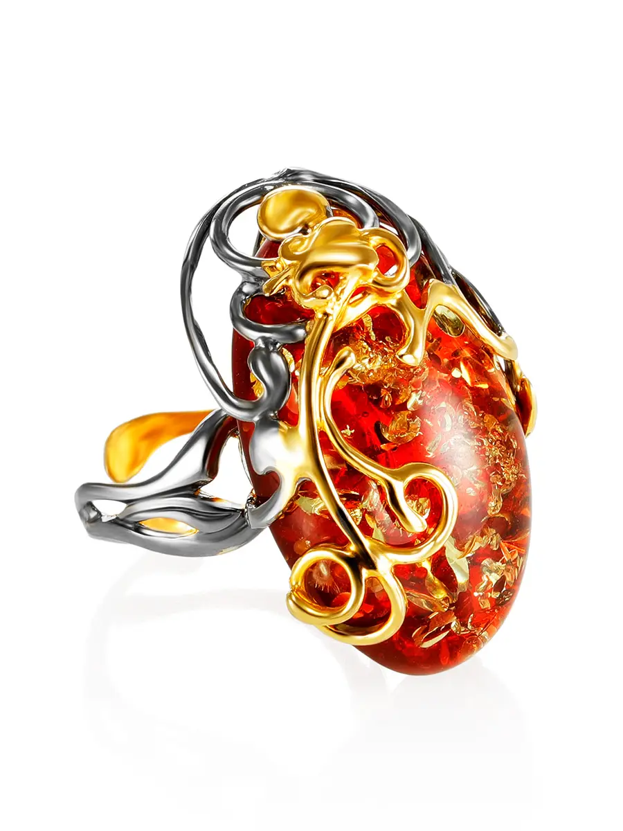картинка Яркое кольцо из натурального янтаря красного цвета «Версаль» в онлайн магазине