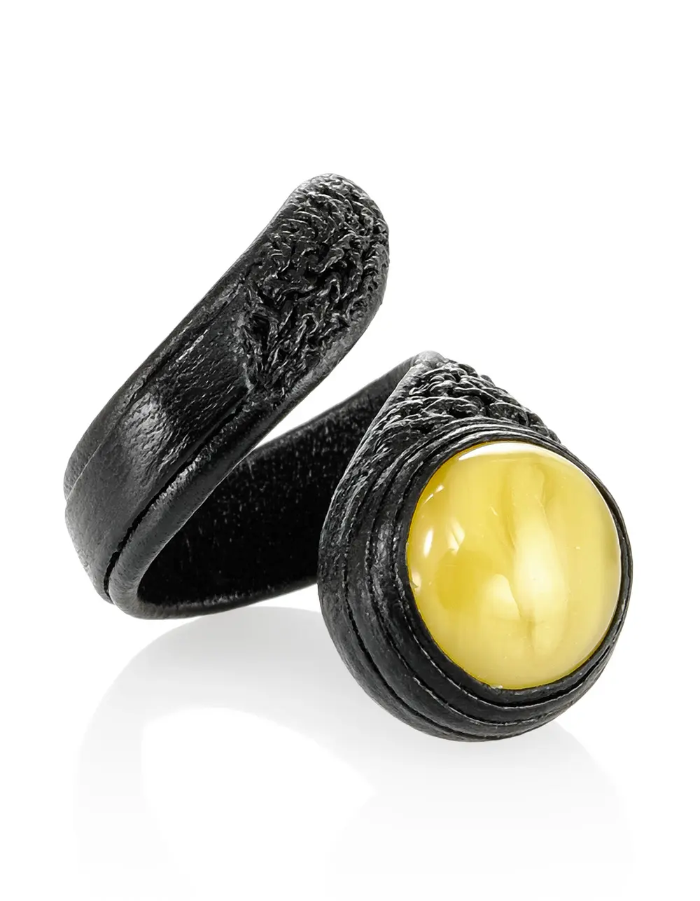 картинка Кожаное кольцо-спираль с натуральным янтарём «Змейка» в онлайн магазине