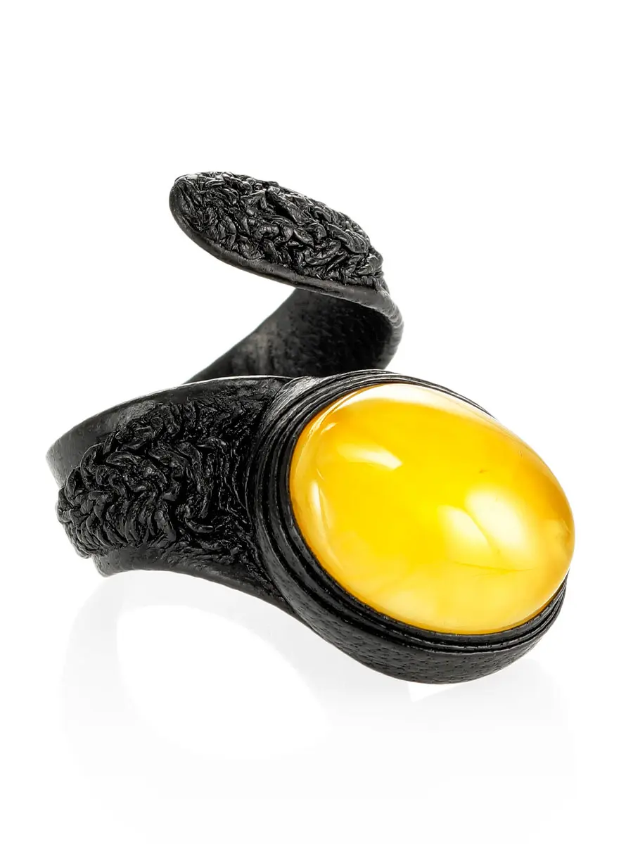 картинка Кольцо-змейка из натуральной кожи с вставкой яркого медового янтаря в форме капельки в онлайн магазине