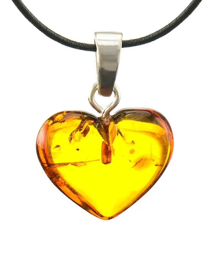 картинка Кулон в форме сердца из натурального балтийского янтаря и серебра в онлайн магазине