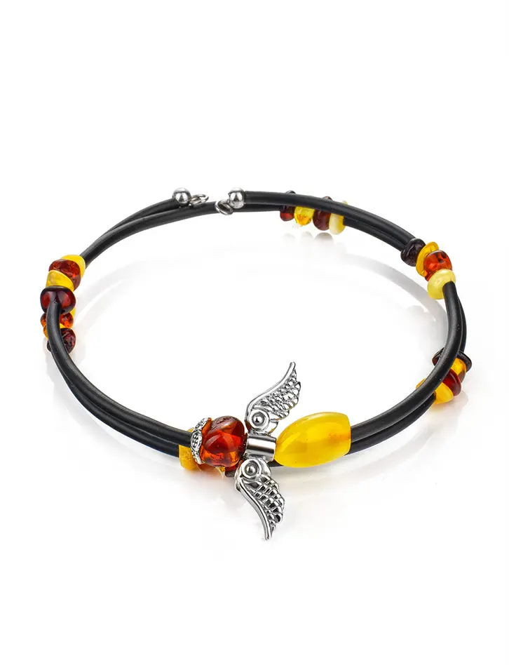 картинка Красивый браслет из янтаря на струне с ангелочком «Оклахома» в онлайн магазине