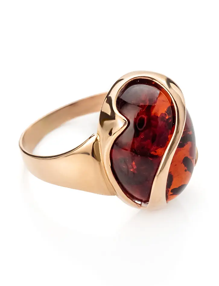 картинка Изысканное кольцо из золота, украшенное цельным янтарём «Европа» в онлайн магазине