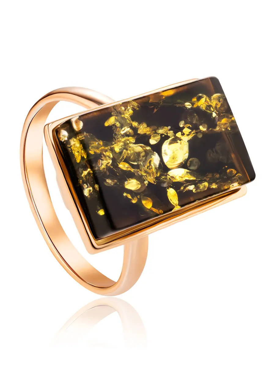 картинка Лаконичное стильное кольцо из позолоченного серебра и зелёного янтаря «Спарта» в онлайн магазине